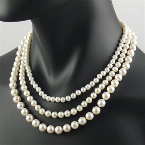 pictures of real pearl necklace.